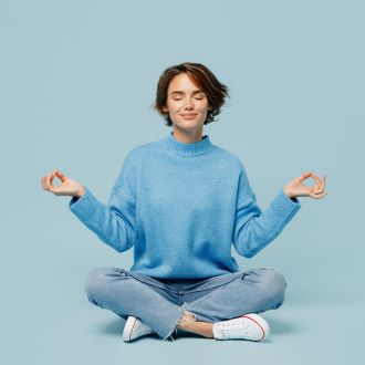 Woman meditating  (330x330)